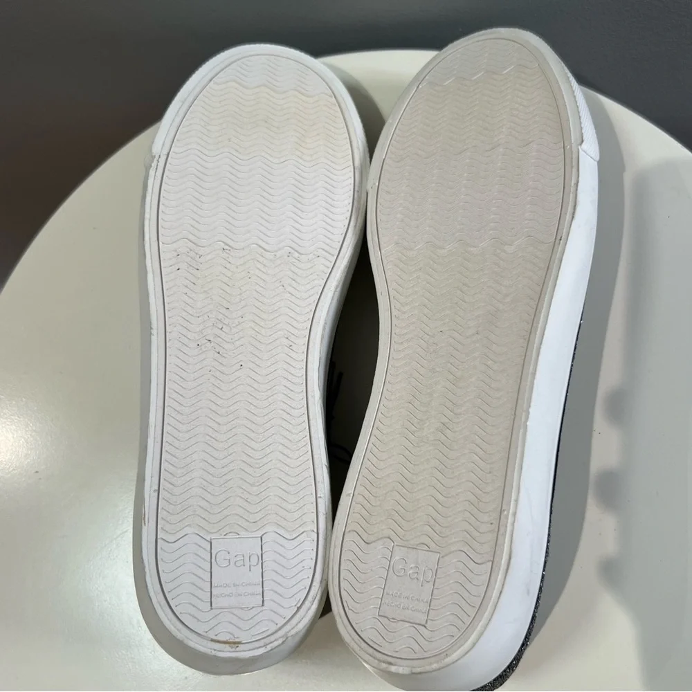 NWT GAP Metallic Slide On Shoes size 8 - Picture 7 of 8